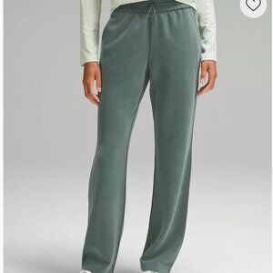 Lululemon Softstreme High-Rise Pant Green Unworn